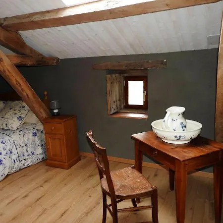 Maison Charmante Pres De Nueil-les-aubiers Avec Jardin *
