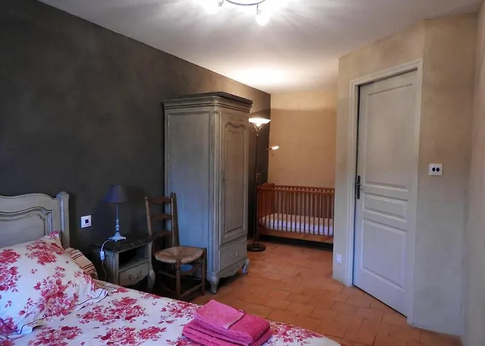 Maison Charmante Pres De Nueil-les-aubiers Avec Jardin Сasa de vacaciones *