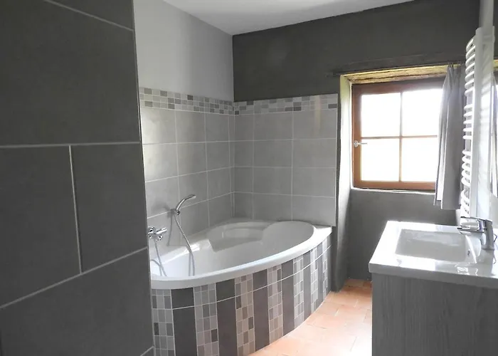 Maison Charmante Pres De Nueil-les-aubiers Avec Jardin Nueil-sous-les-Aubiers